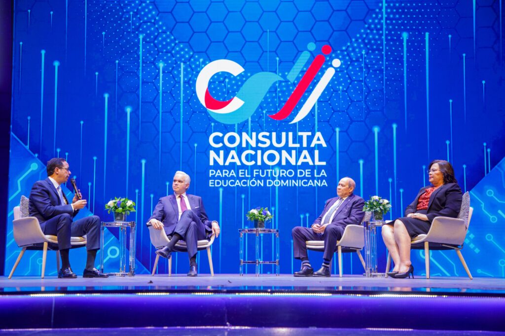 Panel Consulta Nacional para el futuro de la educación dominicana