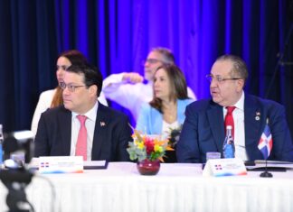 Gobierno destaca en Diálogo del BID las condiciones de RD para impulsar la competitividad y el desarrollo regional