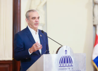 Presidente Abinader lanza Eficompras, primera tienda virtual del Estado dominicano para agilizar las compras públicas por debajo del umbral Presidente Abinader lanza Eficompras, primera tienda virtual del Estado dominicano para agilizar las compras públicas por debajo del umbral