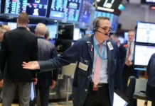Wall Street desafía a los bonos: euforia en la bolsa, alarma en el Tesoro