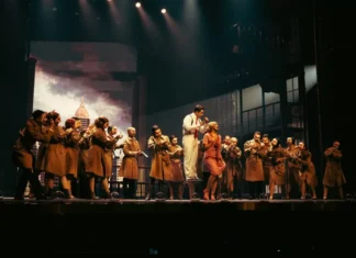 La cartelera teatral dominicana vive una semana de gran formato: «Chicago» arrasa, Bougroup estrena comedia y Techy anuncia residencia