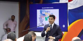 Wellington Arnaud plantea visión de desarrollo durante conferencia de Políticas Públicas del PRM